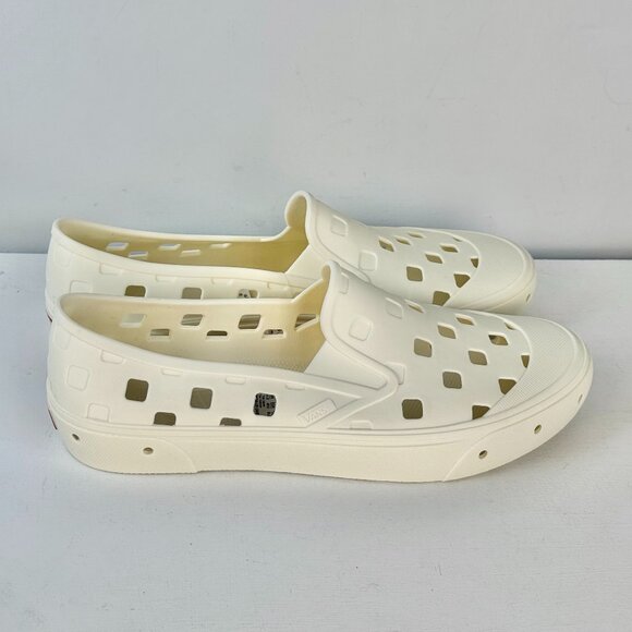 Men\'s 12 Women\'s 13.5 Vans Slip-On Mule TRK Sneakers Water Shoes - Marshmallow main image 9